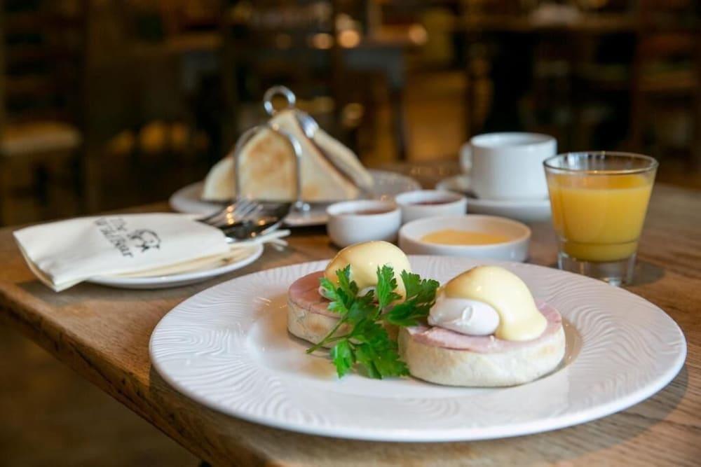 Wild Boar Estate Hotel Bowness-on-Windermere Ngoại thất bức ảnh