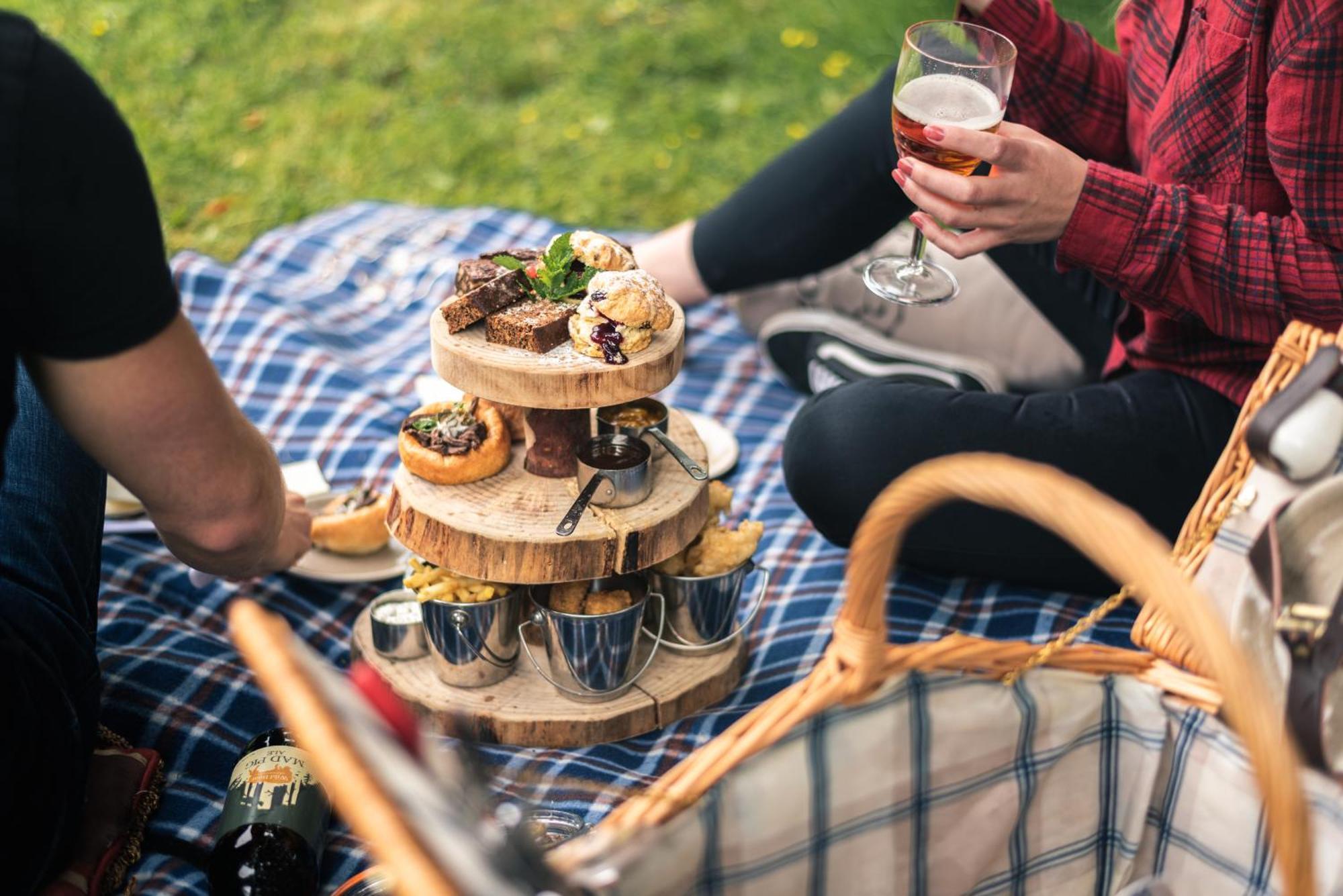 Wild Boar Estate Hotel Bowness-on-Windermere Ngoại thất bức ảnh